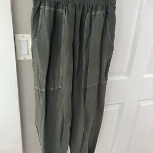 Heroine Sport Dark Olive Cargo Pants